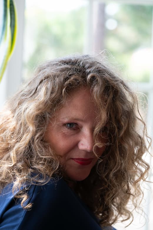 Rebecca Hellebore-Bastard portrait